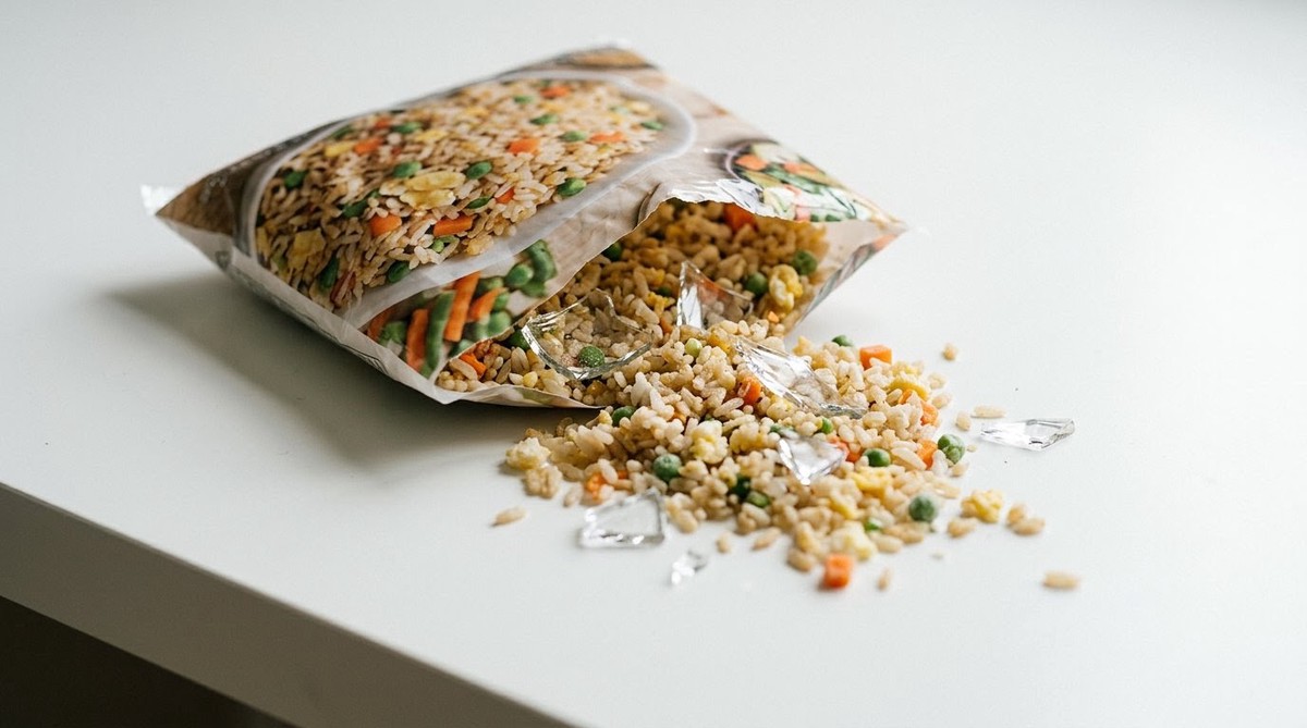 喬氏超市冷凍炒飯燒賣陷玻璃危機　美國食品藥物管理局擴大召回